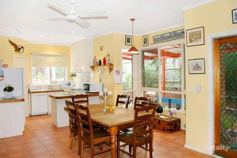 Property photo of 10 Leonard Crescent Eltham VIC 3095