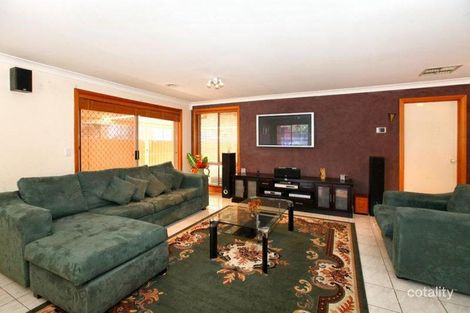 Property photo of 27 Sheridan Way Roxburgh Park VIC 3064