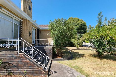Property photo of 10 Cheviot Road Mount Waverley VIC 3149