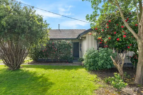 4 Mccormack Cres, Seymour, VIC 3660