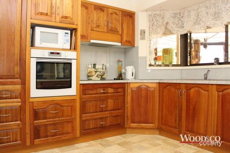 Property photo of 2 Green Court Swan Hill VIC 3585
