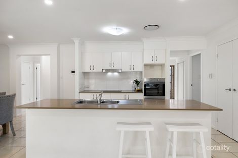 Property photo of 2 Oak Leaf Street Thornlands QLD 4164
