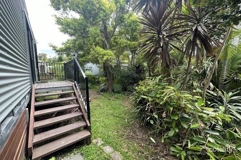 Property photo of 1 Caliente Crescent Macquarie Hills NSW 2285