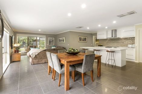 Property photo of 25 Hindmarsh Drive Manor Lakes VIC 3024