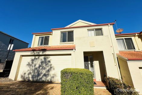 Property photo of 1/92-100 Barina Downs Road Norwest NSW 2153