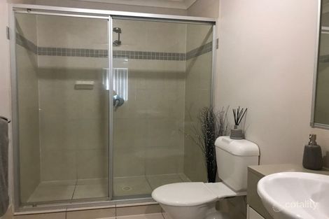 Property photo of 2/22 Paris Parade Ormeau QLD 4208