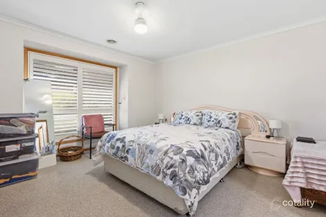 Property photo of 24 Yanko Crescent Bourkelands NSW 2650