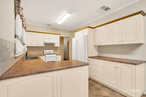 Property photo of 27 Wangary Terrace Seaview Downs SA 5049