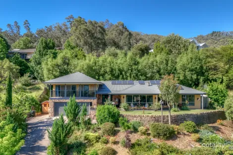 Property photo of 7 Rebecca Drive Bright VIC 3741