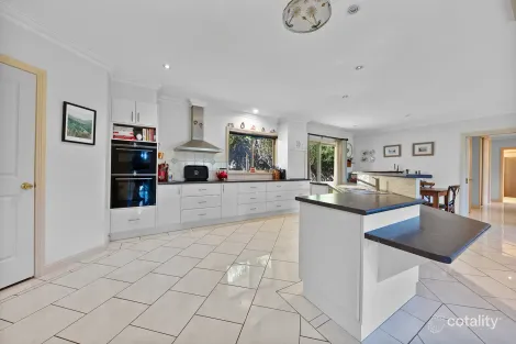 Property photo of 7 Rebecca Drive Bright VIC 3741