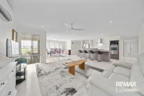 Property photo of 71 Spring Hill Tapping WA 6065
