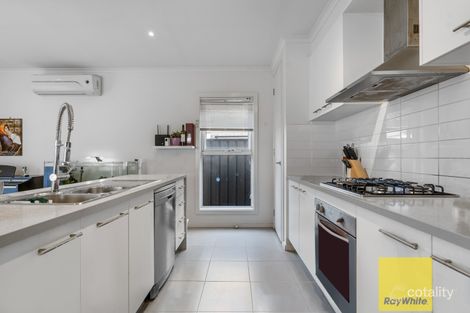 Property photo of 40 Sherrington Grange Derrimut VIC 3026