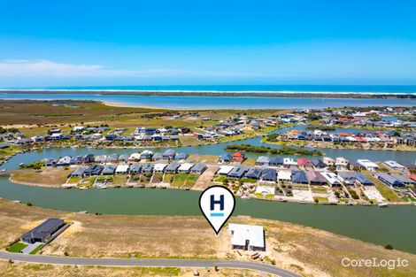 Property photo of 12 Tyro Parade Hindmarsh Island SA 5214