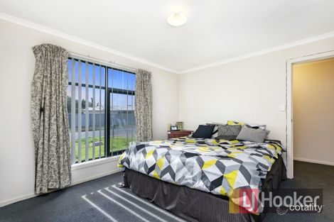 Property photo of 59 Wattlebird Drive Burton SA 5110