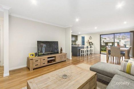 Property photo of 17 Hubble Road Croydon VIC 3136