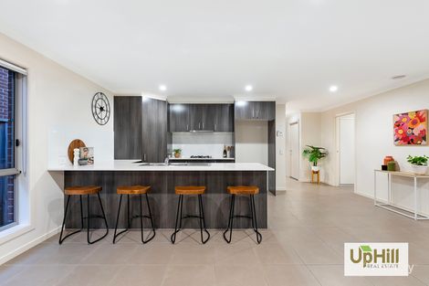 Property photo of 5 Pebblestone Circuit Clyde North VIC 3978