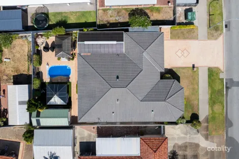 Property photo of 34 Pollard Way Warnbro WA 6169