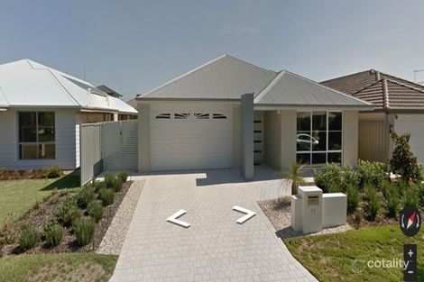 11 Serisier Pkwy, Queens Park, WA 6107