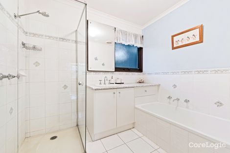 Property photo of 5 Buvelot Wynd Doncaster East VIC 3109