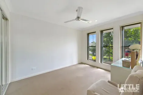 Property photo of 66 McLachlan Circuit Willow Vale QLD 4209