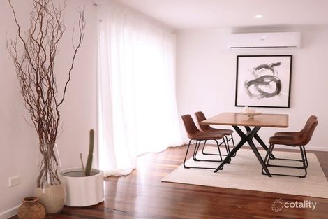 Property photo of 2/9 Anne Avenue Broadbeach QLD 4218