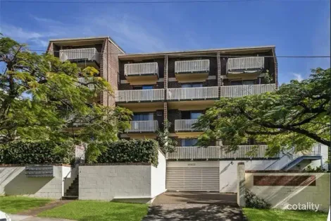 1/77 Warren St, St Lucia, QLD 4067