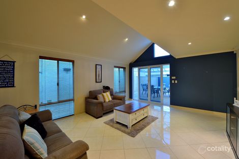 Property photo of 37 Darwin Terrace Dudley Park WA 6210