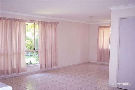 15 Pamela Ct, Labrador, QLD 4215