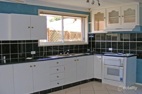 Property photo of 31 Campbell Close Minto NSW 2566