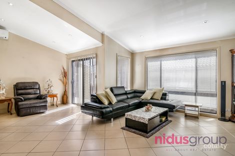 Property photo of 16 Gillabin Place Plumpton NSW 2761