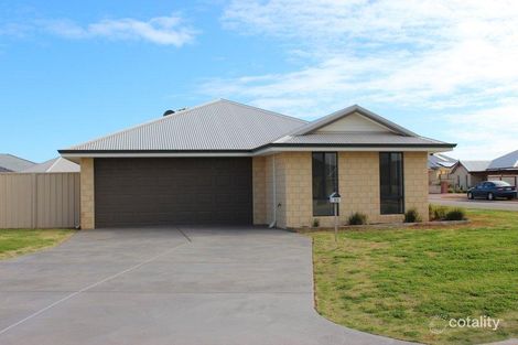 25 Rolland Dr, Mount Tarcoola, WA 6530