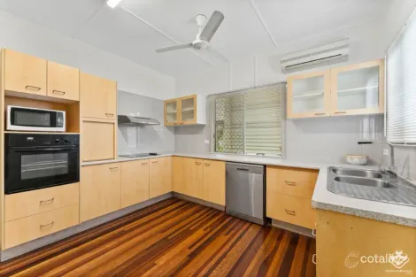 82 Frank St, Maryborough, QLD 4650