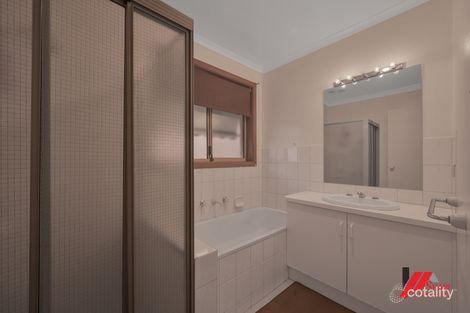 Property photo of 1/12 Sier Avenue Hoppers Crossing VIC 3029