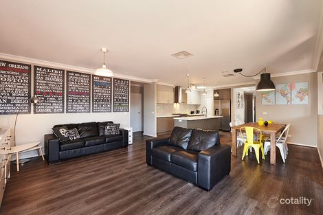 Property photo of 9 Sandover Street Doreen VIC 3754