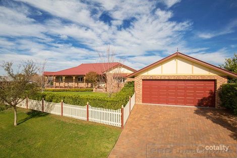 Property photo of 2 Portsmouth Place Raworth NSW 2321