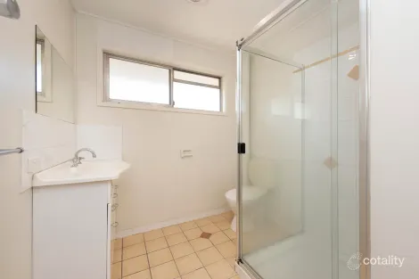 Property photo of 4/1206 Stanley Street East Coorparoo QLD 4151