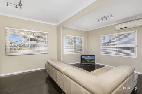 Property photo of 20 Flinders Avenue Killarney Vale NSW 2261