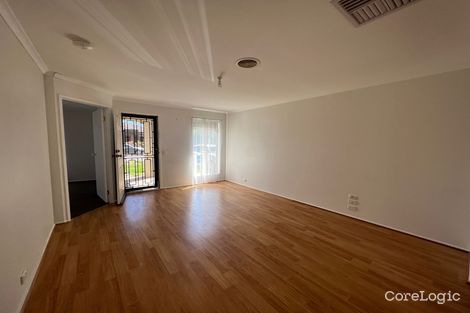 Property photo of 3 Kahan Close Caroline Springs VIC 3023