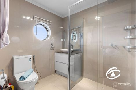 Property photo of 137 Gleneagles Drive Endeavour Hills VIC 3802