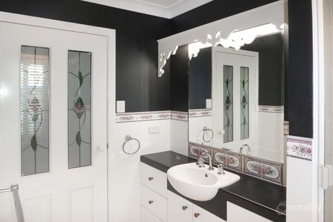 Property photo of 40 Perry Street Coolum Beach QLD 4573