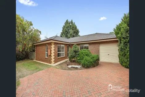 2/7 Wildwood Dr, Strathdale, VIC 3550