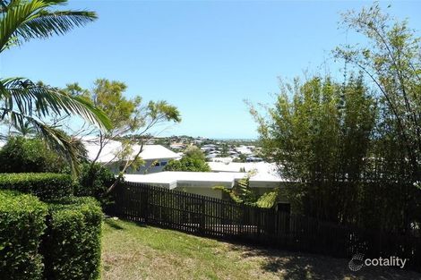 Property photo of 15 Whinners Court Eimeo QLD 4740