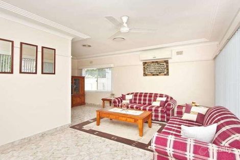 Property photo of 26 Macklin Street Pendle Hill NSW 2145