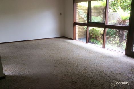Property photo of 2/28-30 Bedford Road Ringwood VIC 3134