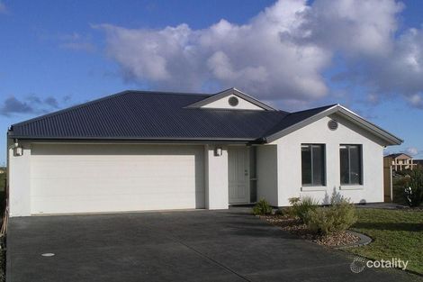 Property photo of 15 Blanche Parade Hindmarsh Island SA 5214
