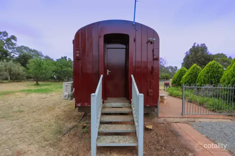 1 Ariah St, Mirrool, NSW 2665