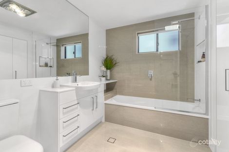 Property photo of 1/14 Pashen Street Morningside QLD 4170