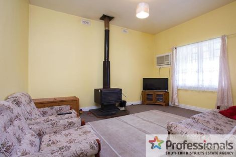 Property photo of 8 Bunbury Street Collie WA 6225