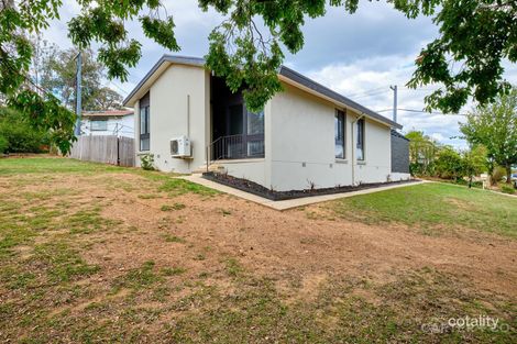 Property photo of 10 Holland Street Macgregor ACT 2615