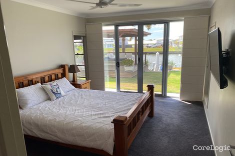 Property photo of 3 The Landing Banksia Beach QLD 4507